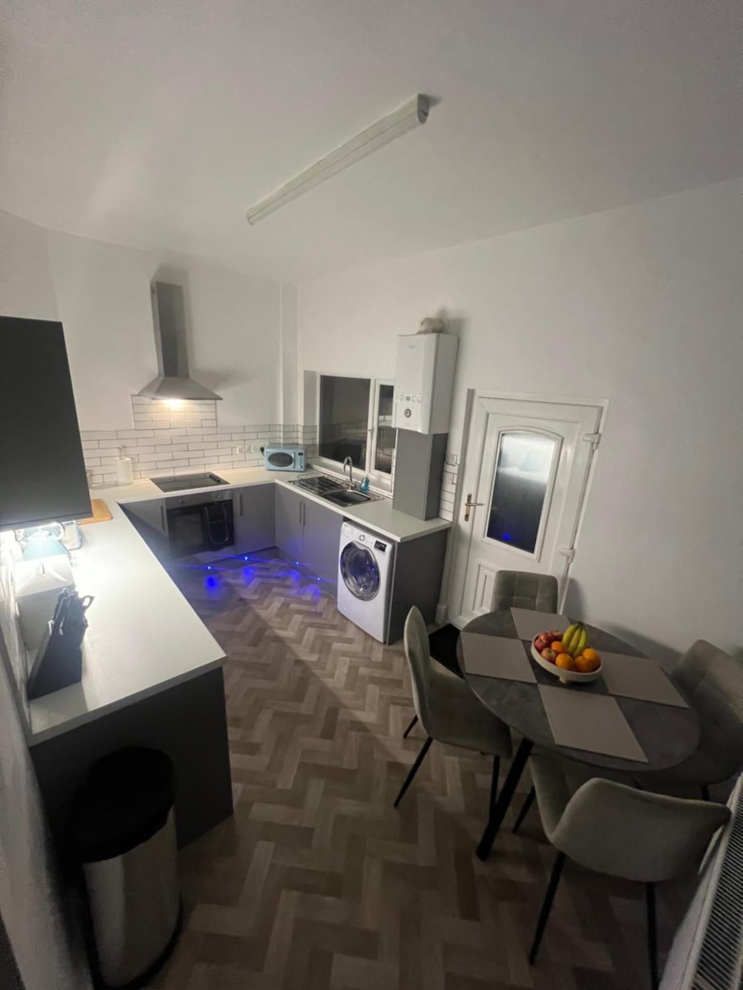 Cosy Home Perfect For Families And Contractors With Free Parking Darlington  Exterior foto